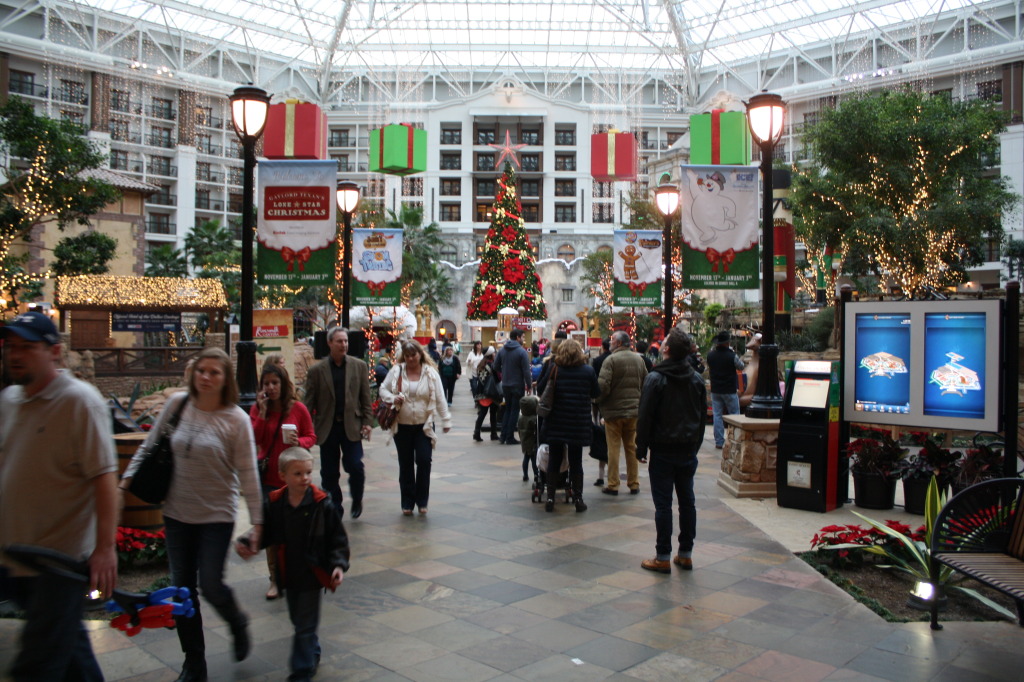 people at Gaylord Texan