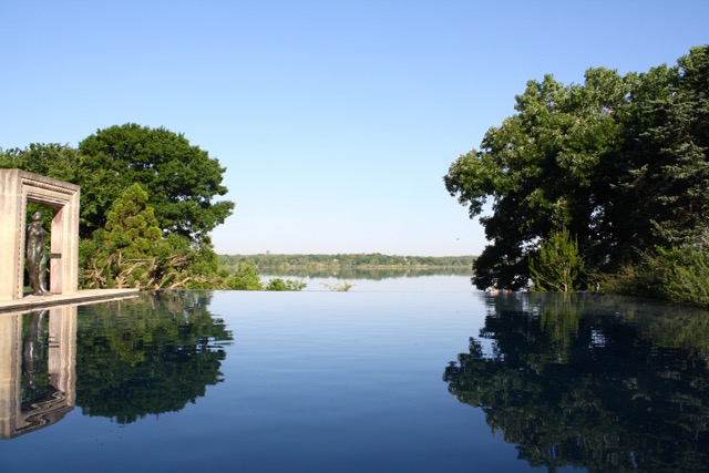 Dallas Arboretum Infinity Pool